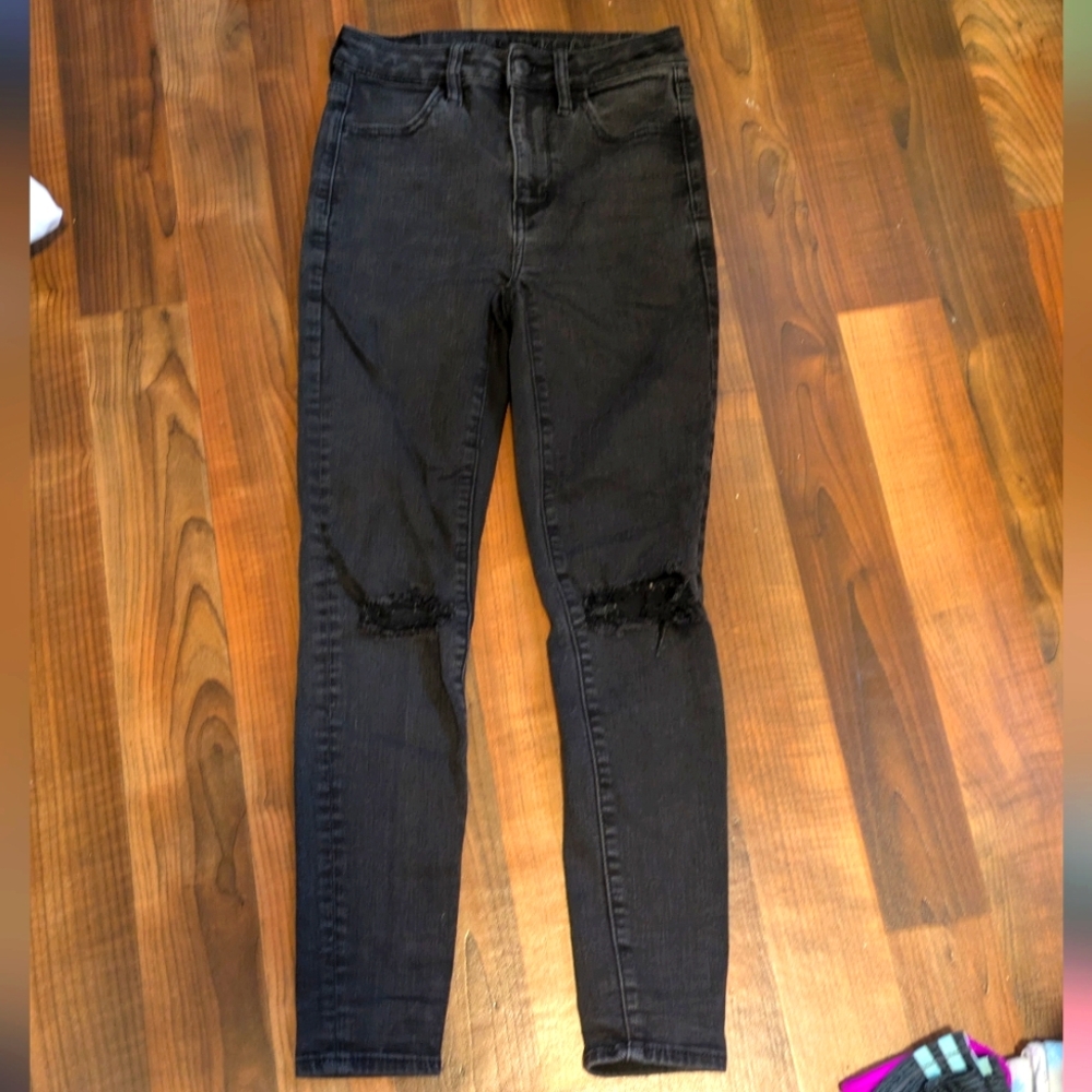 American Eagle Distressed Black Stretch Jeans 2 Short